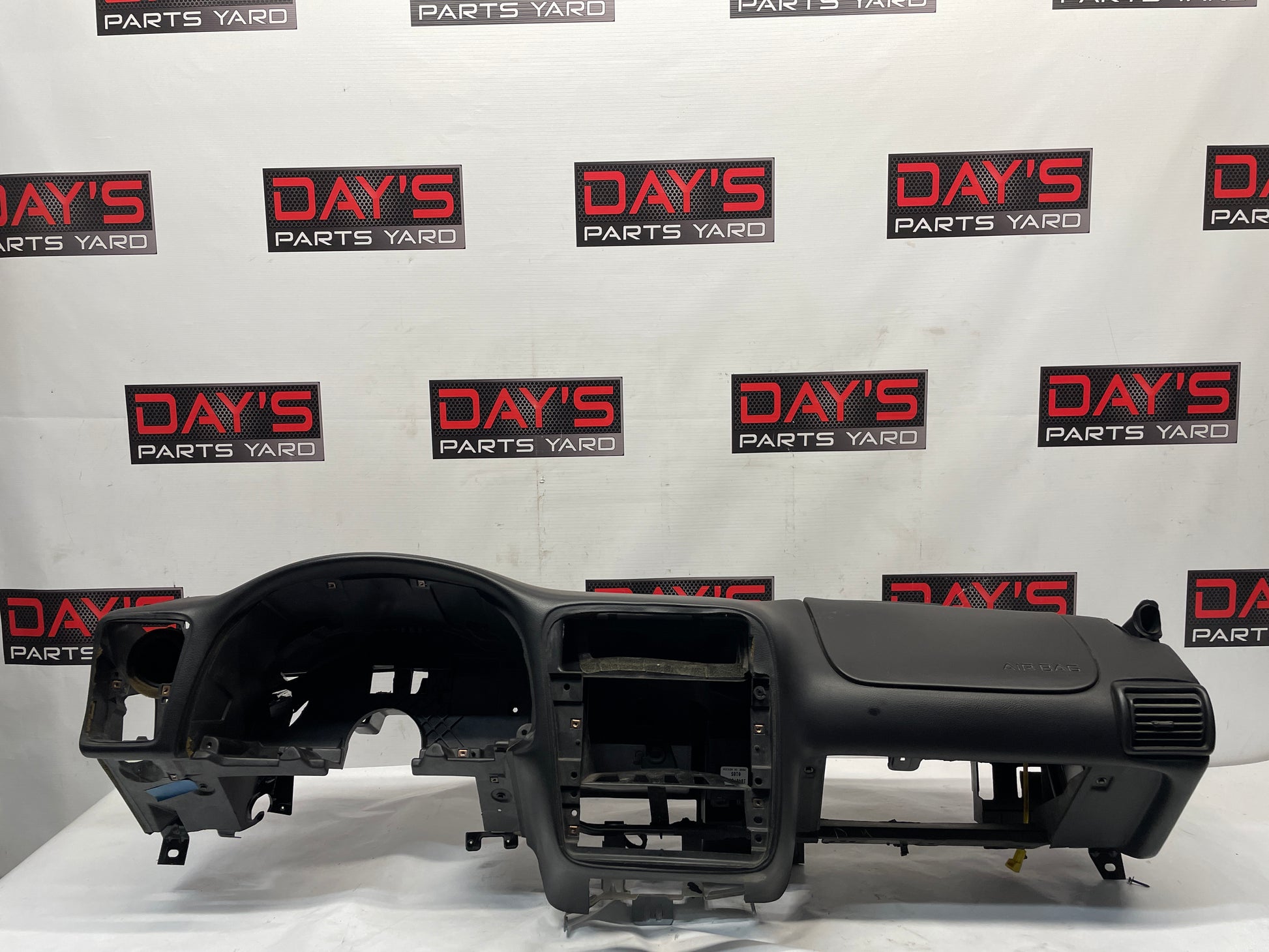 2000 Chevy Camaro SS Z28 Instrument Dash Pad Panel Ebony Black OEM - Day's Parts Yard