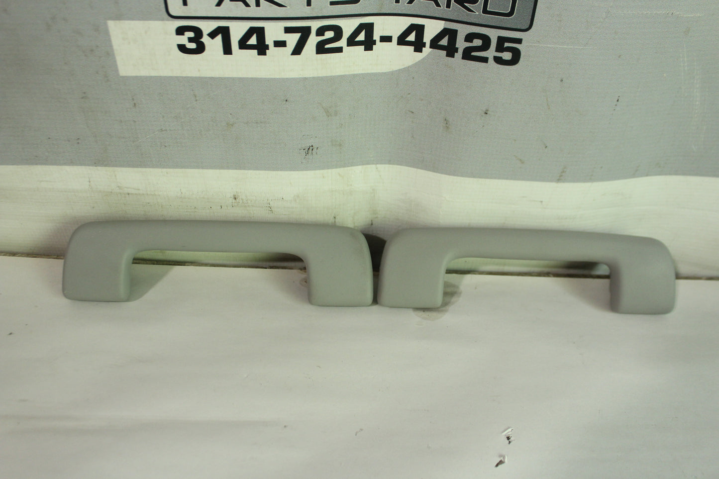 2015 Chevy Silverado 1500 LTZ Front Roof Assist Pull Handle Set OEM