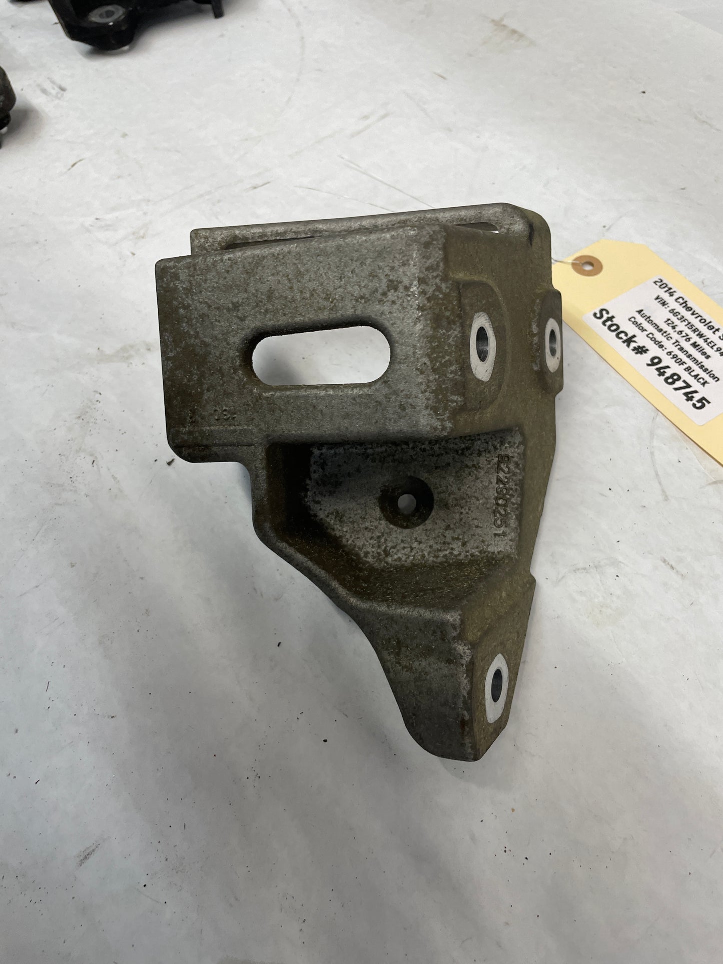 2014 Chevy SS Sedan LH Driver Engine Motor Mount Stand Bracket OEM