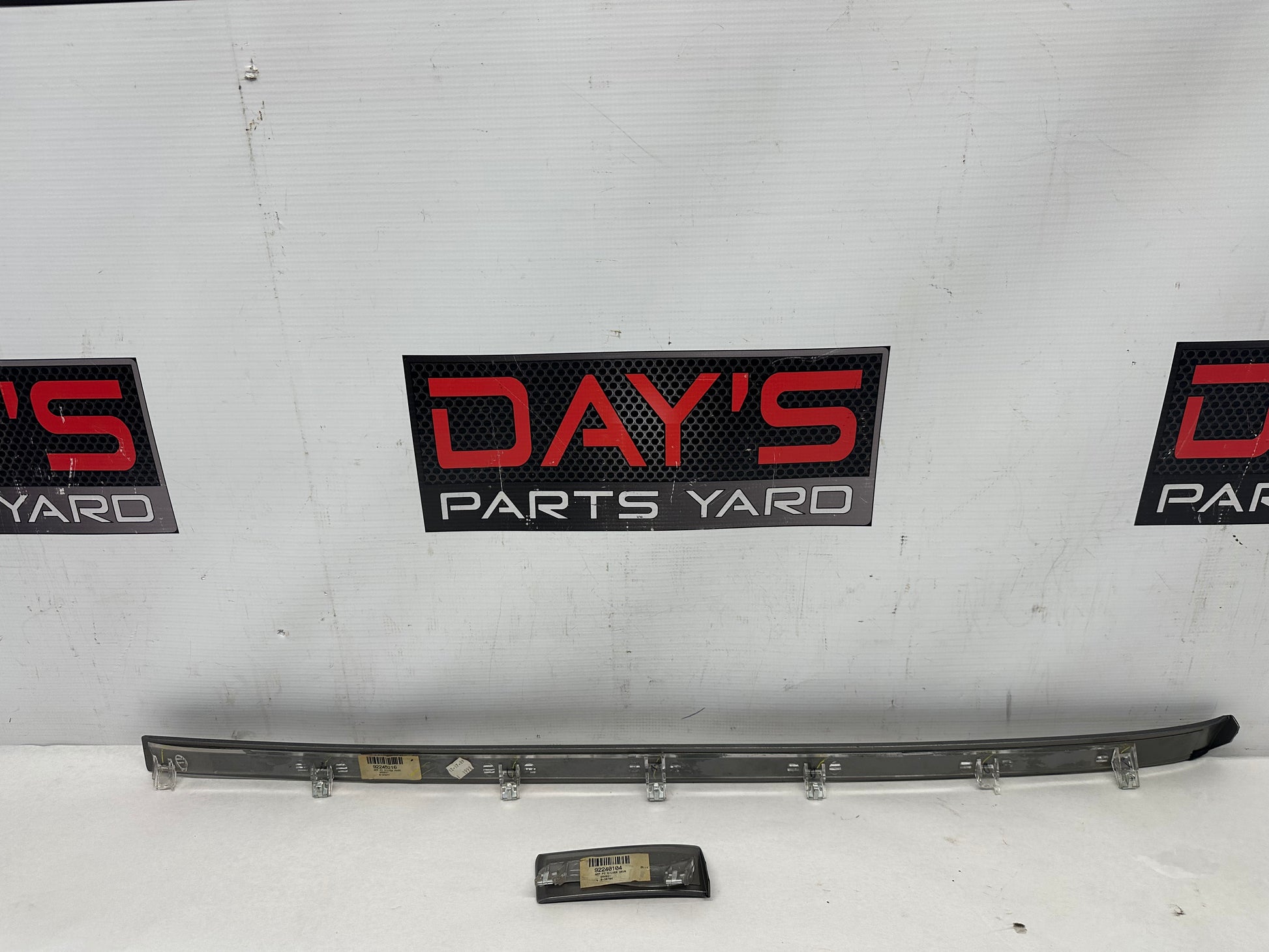2010 Chevy Camaro SS Silver Applique Dash Trim Molding Panels OEM - Day's Parts Yard