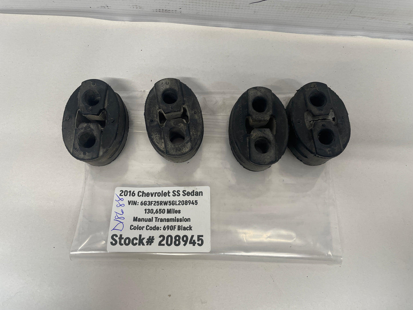2016 Chevy SS Sedan Exhaust Muffler Rubber Hanger Set OEM - Day's Parts Yard
