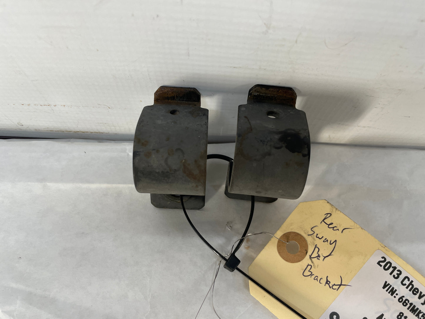 2013 Chevy Caprice PPV Rear Stabilizer Sway Bar Brackets OEM