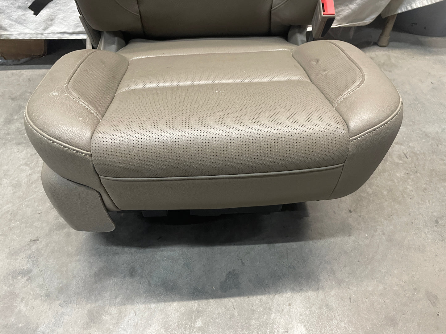 2018 GMC Sierra K1500 SLT Seat Front RH Passenger Coca Dune OEM