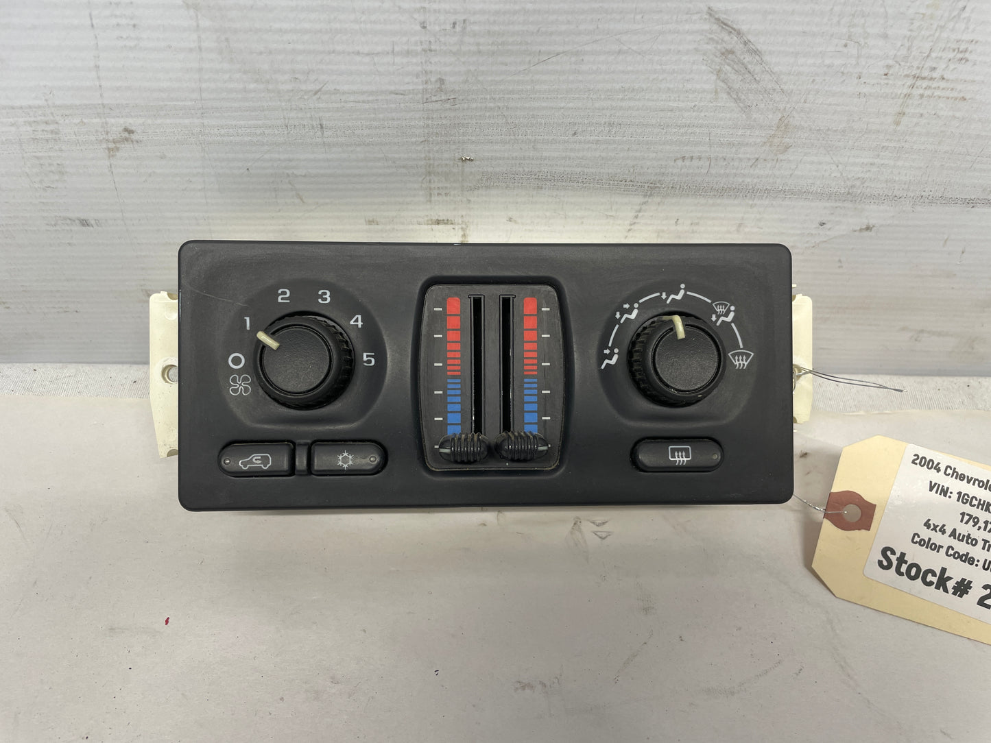 2004 Chevy Silverado  Climate Control W/ Rear Defrost OEM - Day's Parts Yard