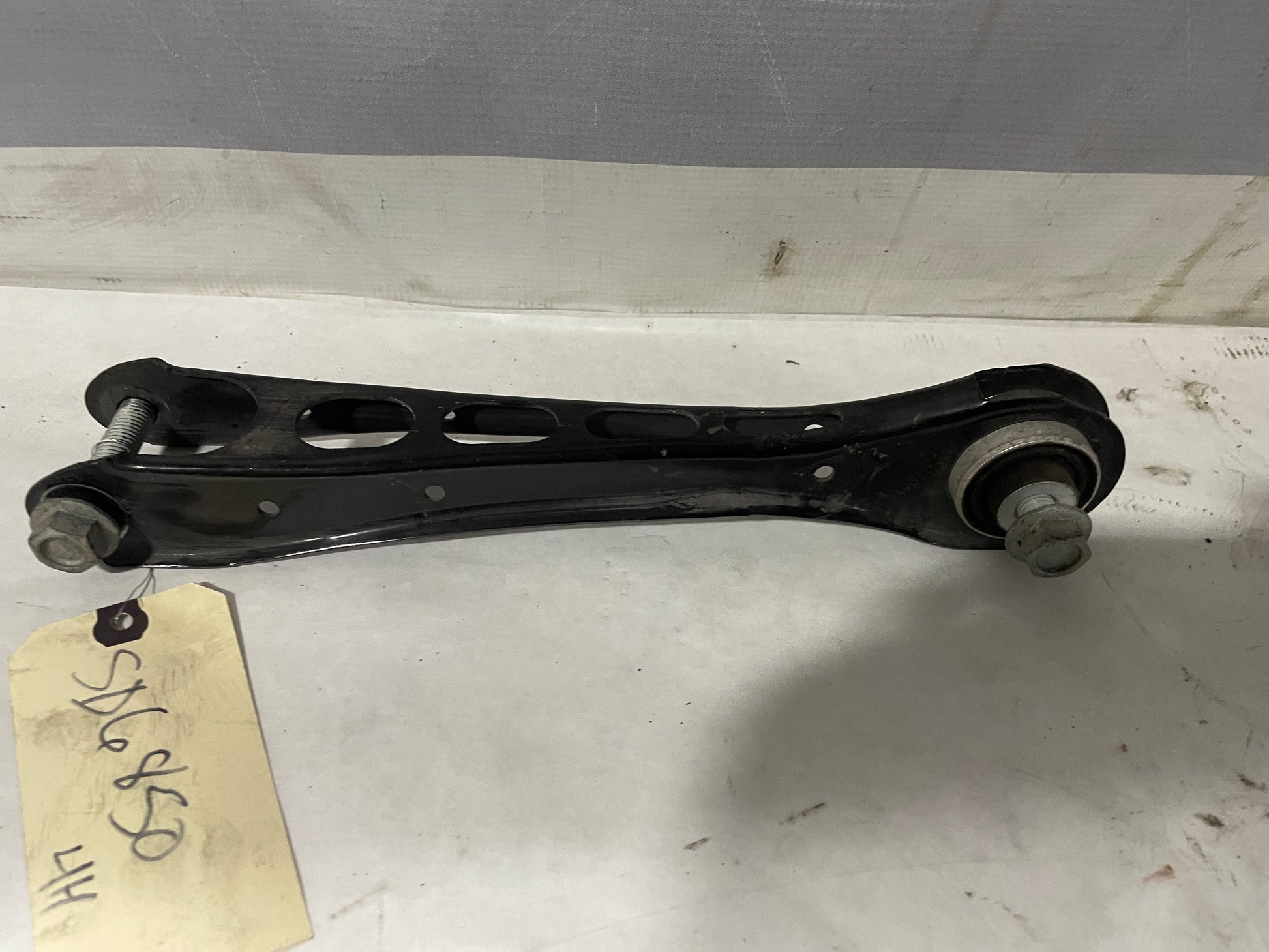 2020 Chevy Camaro SS Rear LH Driver Suspension Upper Trailing Link OEM - Day's Parts Yard