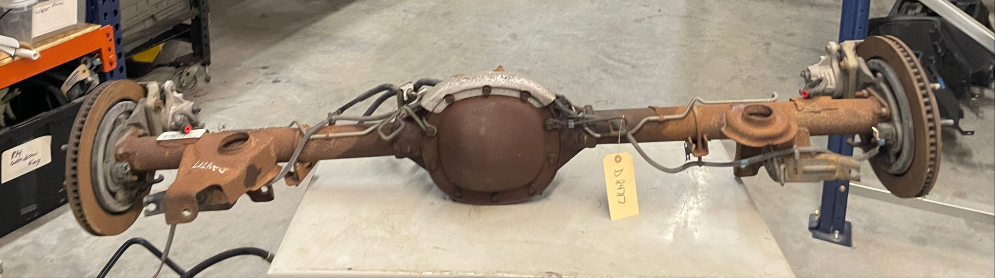 2000 Chevy Camaro Z28 Rear End Rearend Carrier Axle Differential 3.42 OEM - Day's Parts Yard