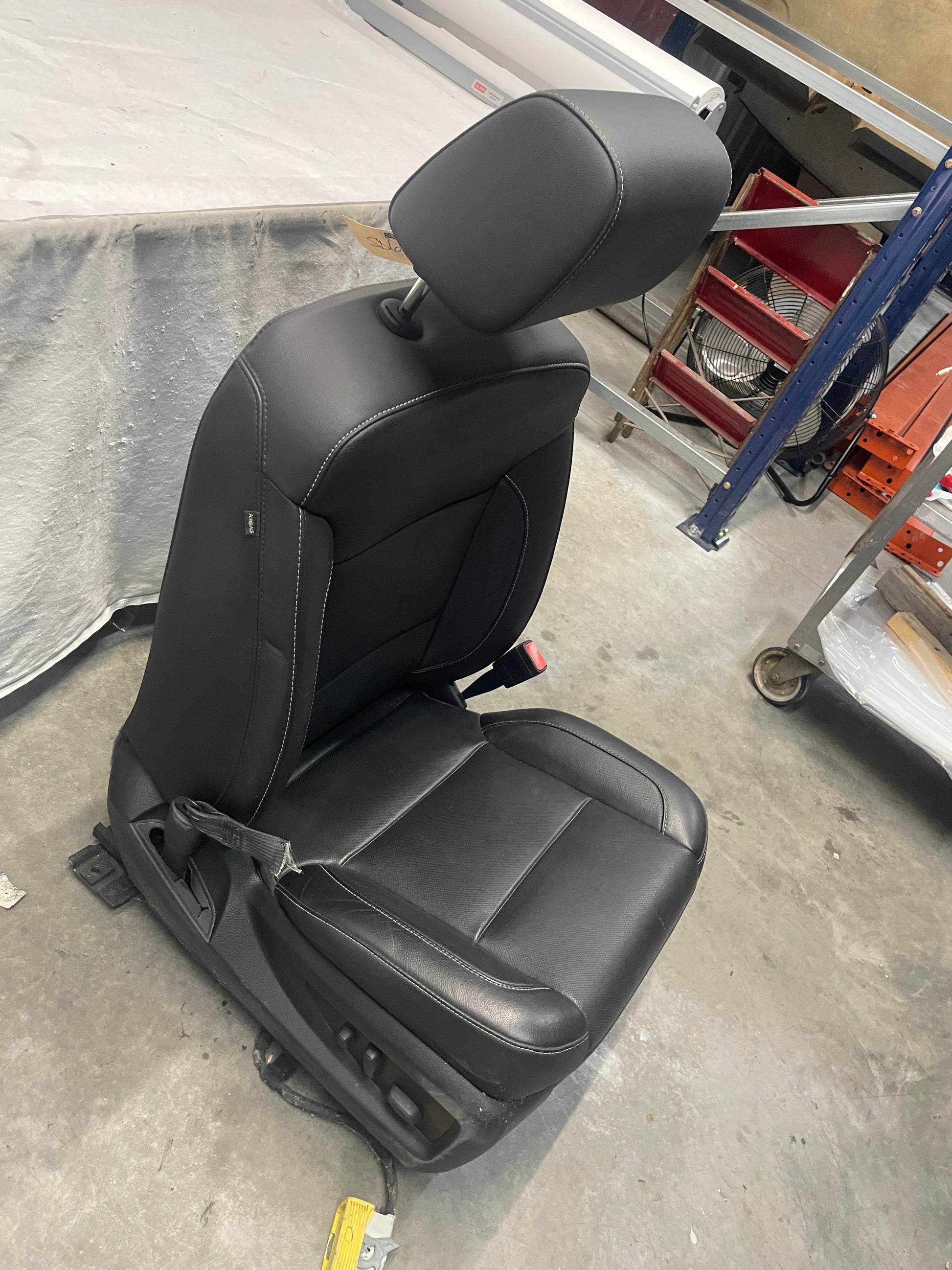 2018 GMC Sierra 1500 SLT Seats RH Passenger Front Only  OEM - Day's Parts Yard