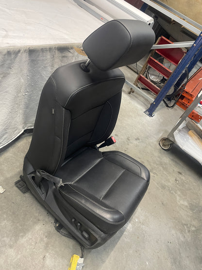 2018 GMC Sierra 1500 SLT Seats RH Passenger Front Only  OEM - Day's Parts Yard