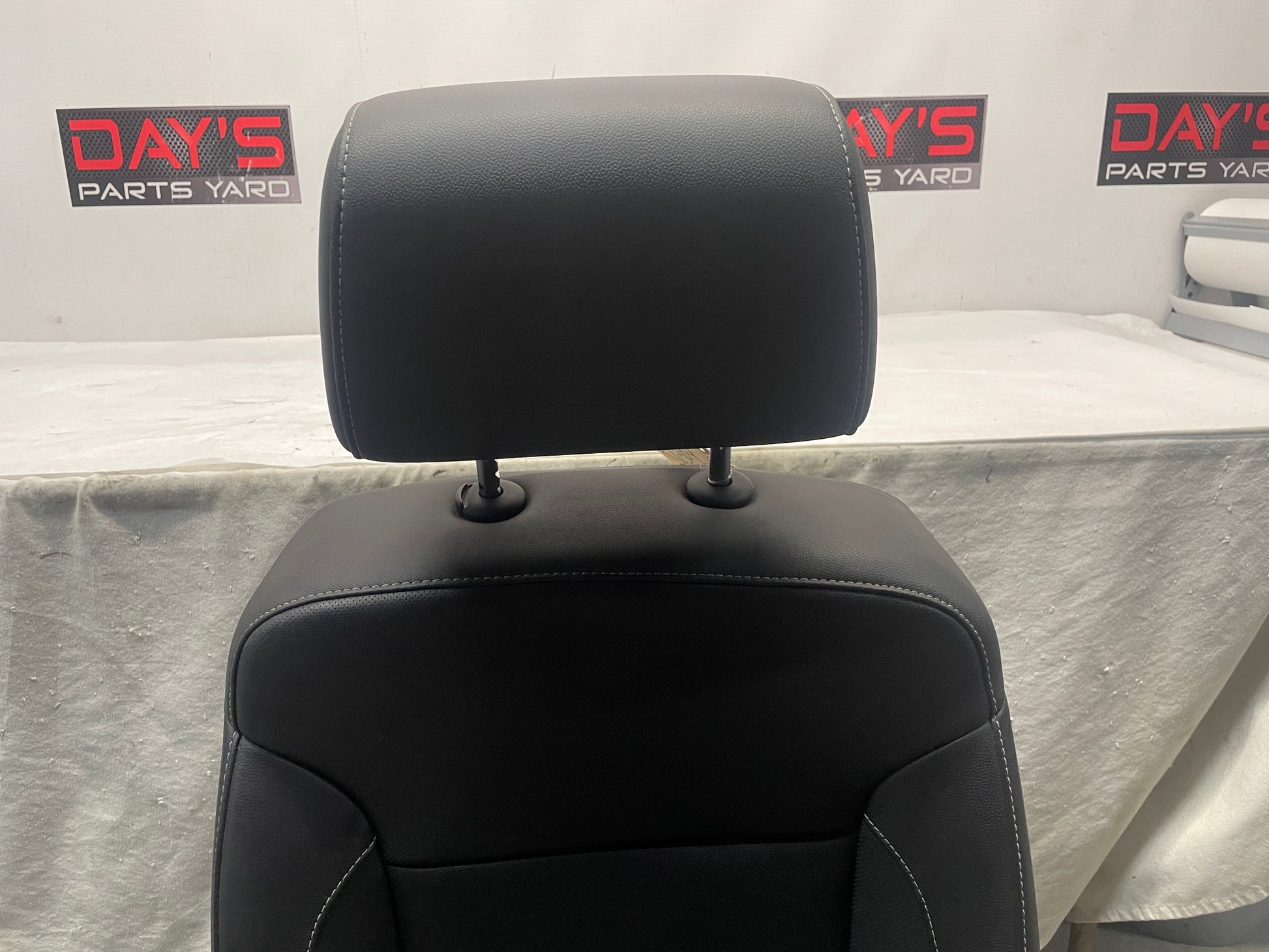 2018 GMC Sierra 1500 SLT Seats RH Passenger Front Only  OEM - Day's Parts Yard