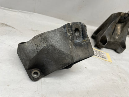 2012 Chevy Camaro SS RH & LH Engine Motor Mounts Stands Brackets OEM