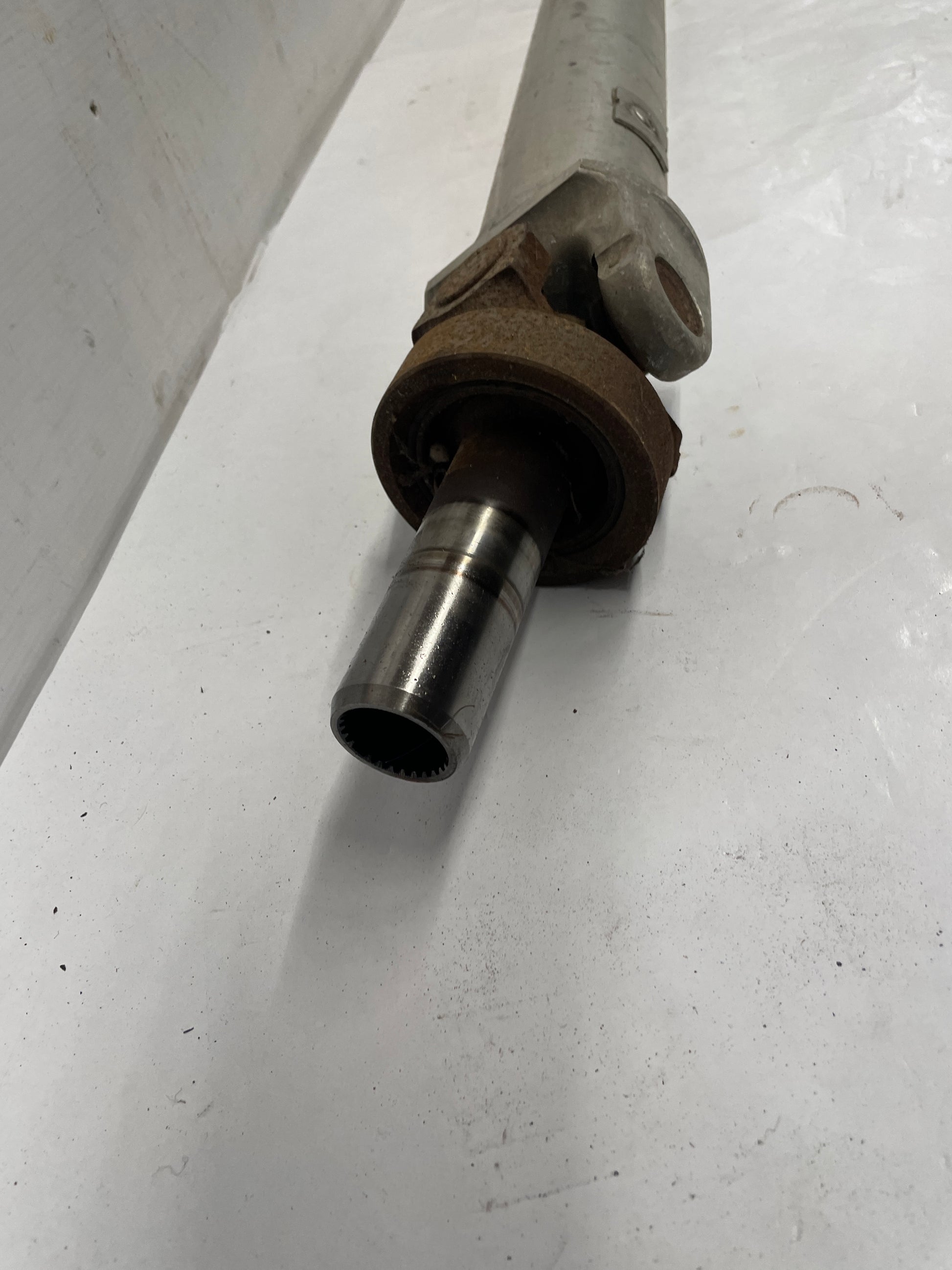 2000 Chevy Camaro Z28 Aluminum Driveshaft Drive Propeller Shaft OEM - Day's Parts Yard