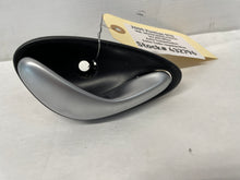 2005 Pontiac GTO RH Passenger Interior Door Handle OEM - Day's Parts Yard
