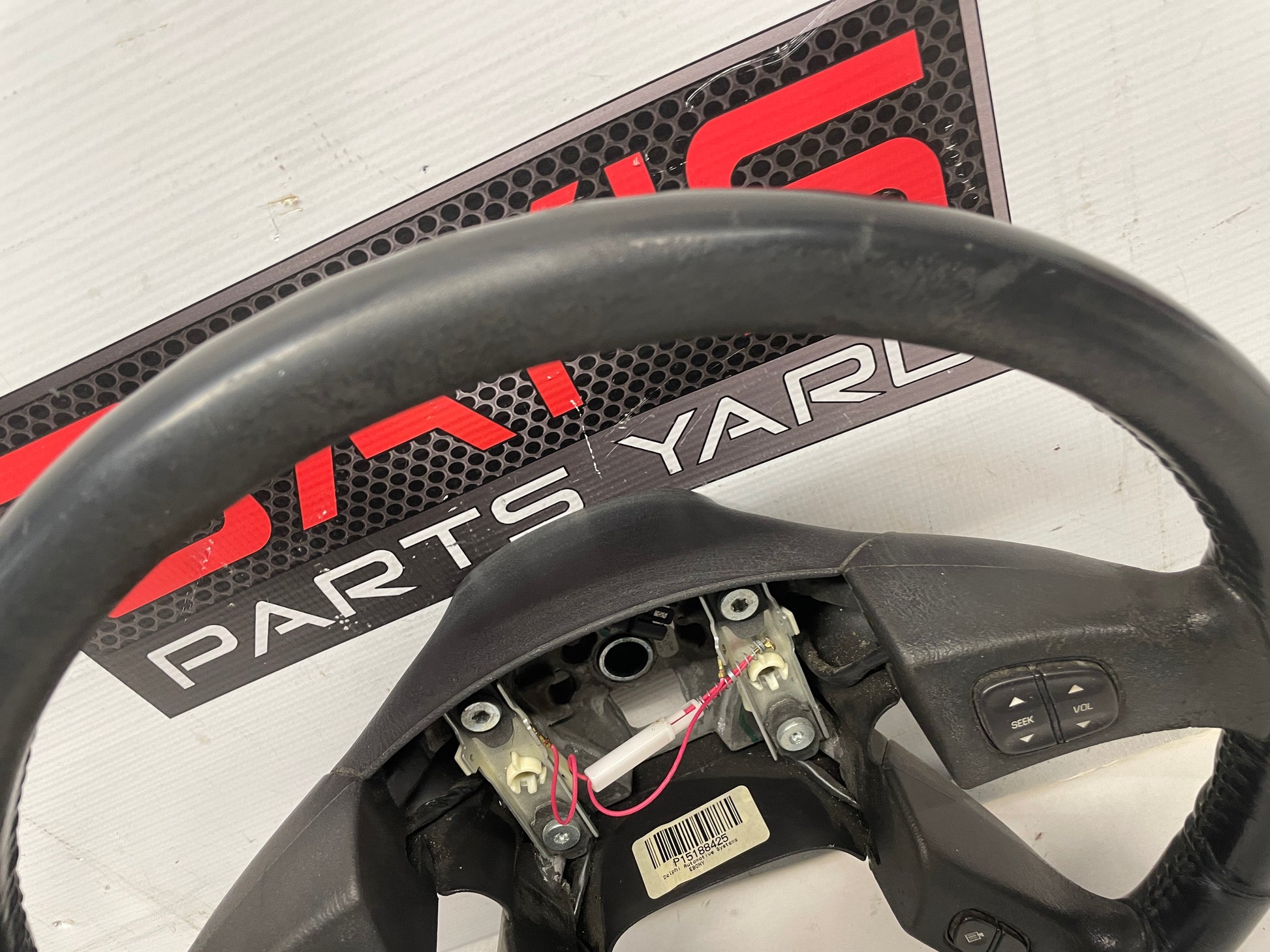2004 Chevy Silverado 2500HD Steering Wheel w/ Buttons OEM - Day's Parts Yard