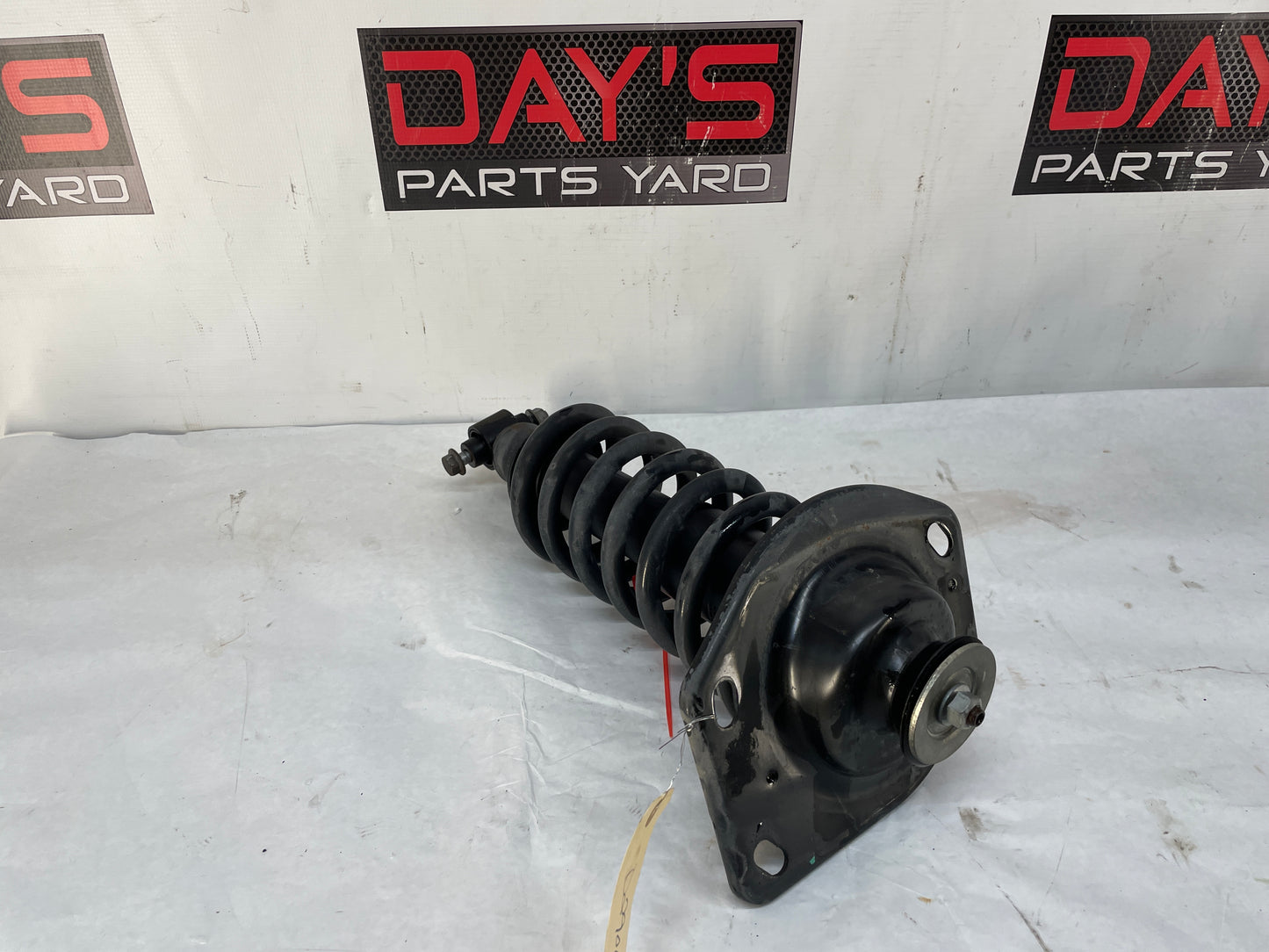 2013 Chevy Caprice PPV RH Passenger Rear Suspension Shock Strut Absorber Assembly OEM