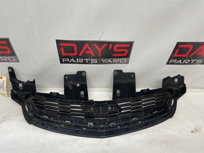 2017 Chevy SS Sedan Front Bumper Upper Grille OEM
