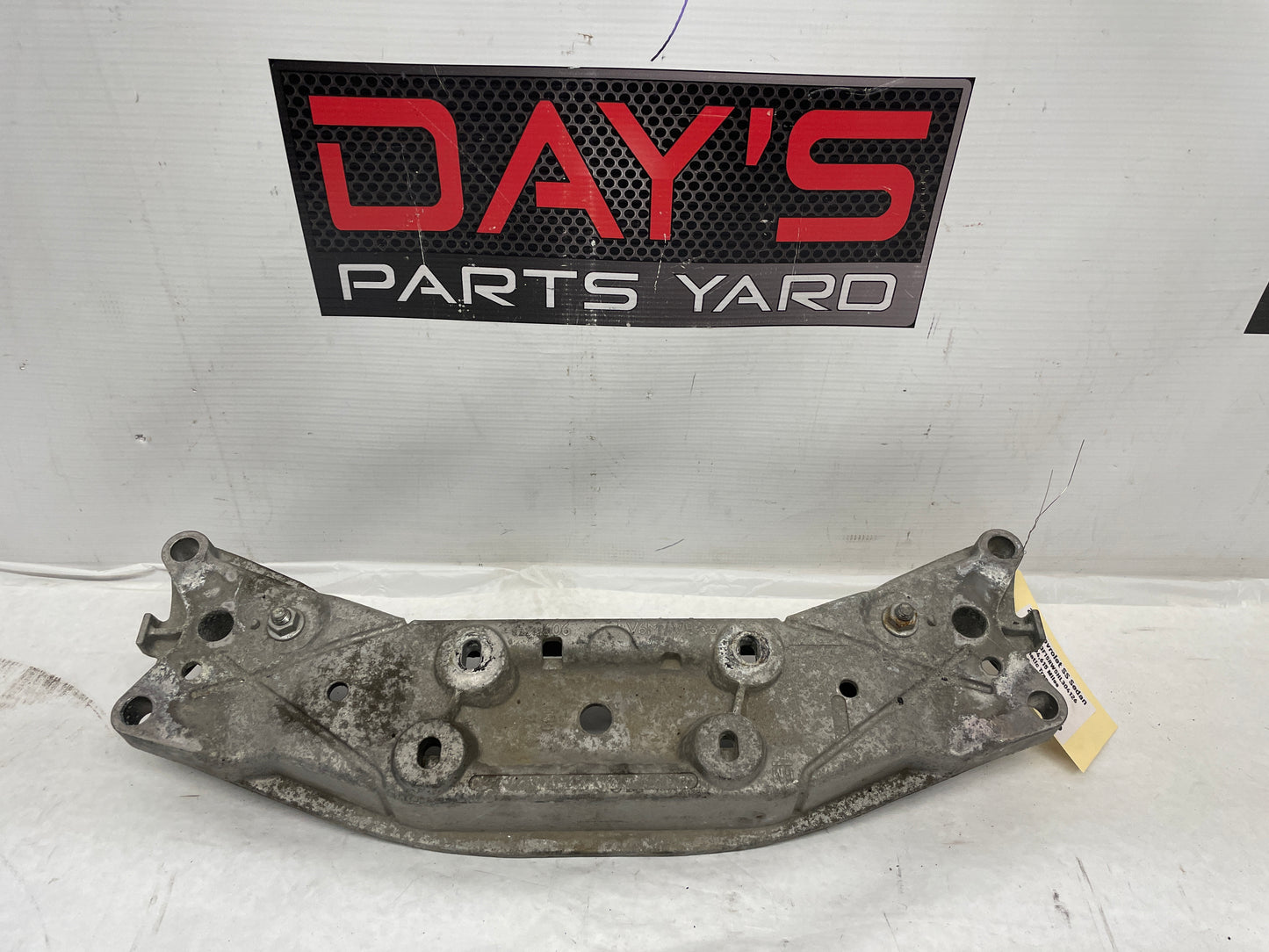 2017 Chevy SS Sedan 6L80E Automatic Transmission Crossmember OEM
