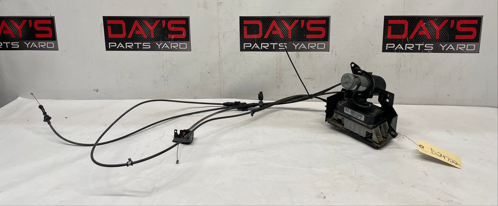 2000 Chevy Camaro Z28 Cruise Control Module Actuator w/ Cable OEM - Day's Parts Yard