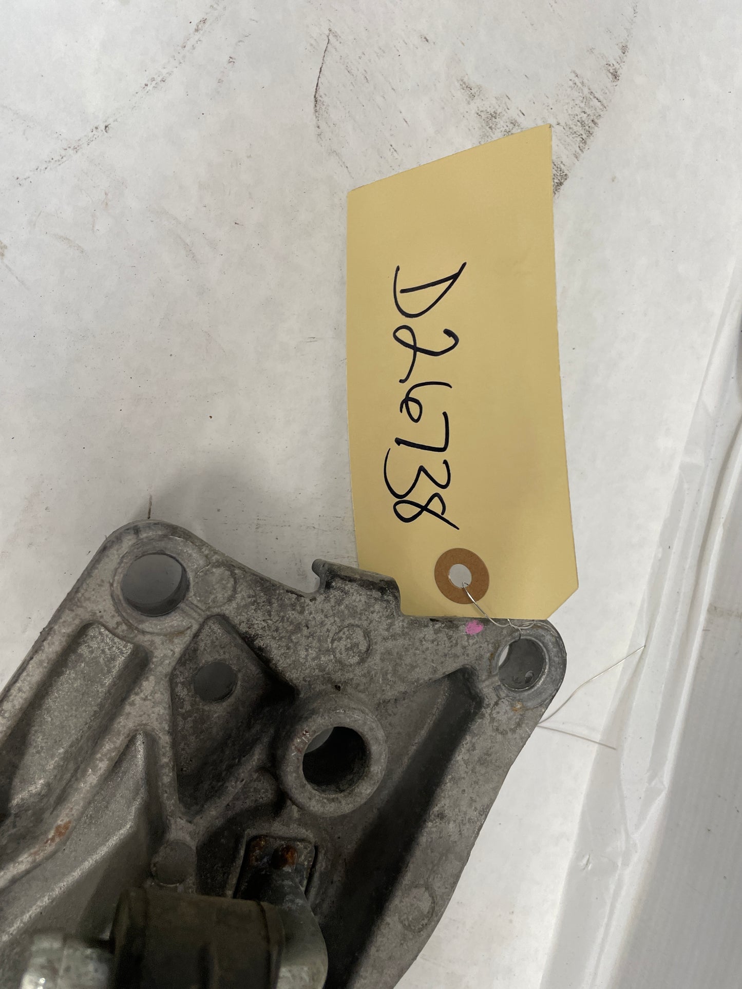 2017 Chevy SS Sedan 6L80E Automatic Transmission Crossmember OEM
