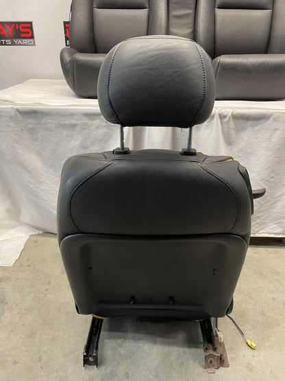 2005 Pontiac GTO Seats Fronts and Rears Black Leather OEM