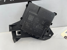 2018 Cadillac CTS-V Keyless Entry w/ Bracket Module OEM - Day's Parts Yard