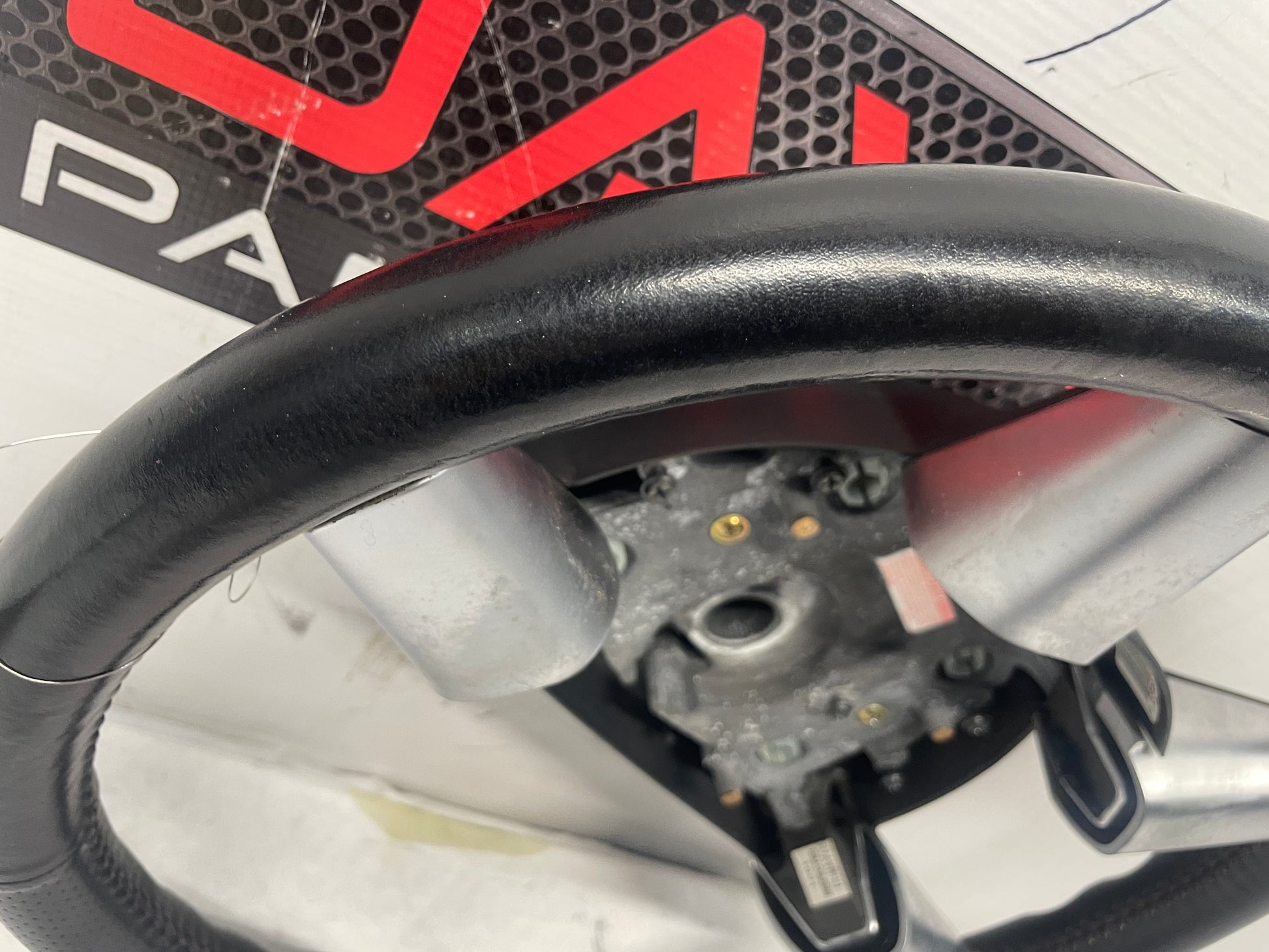 2005 Pontiac GTO Steering Wheel OEM - Day's Parts Yard