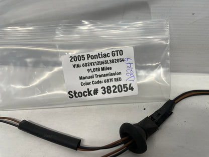 2005 Pontiac GTO Trunk Deck Lid License Plate Tag Light Set OEM - Day's Parts Yard