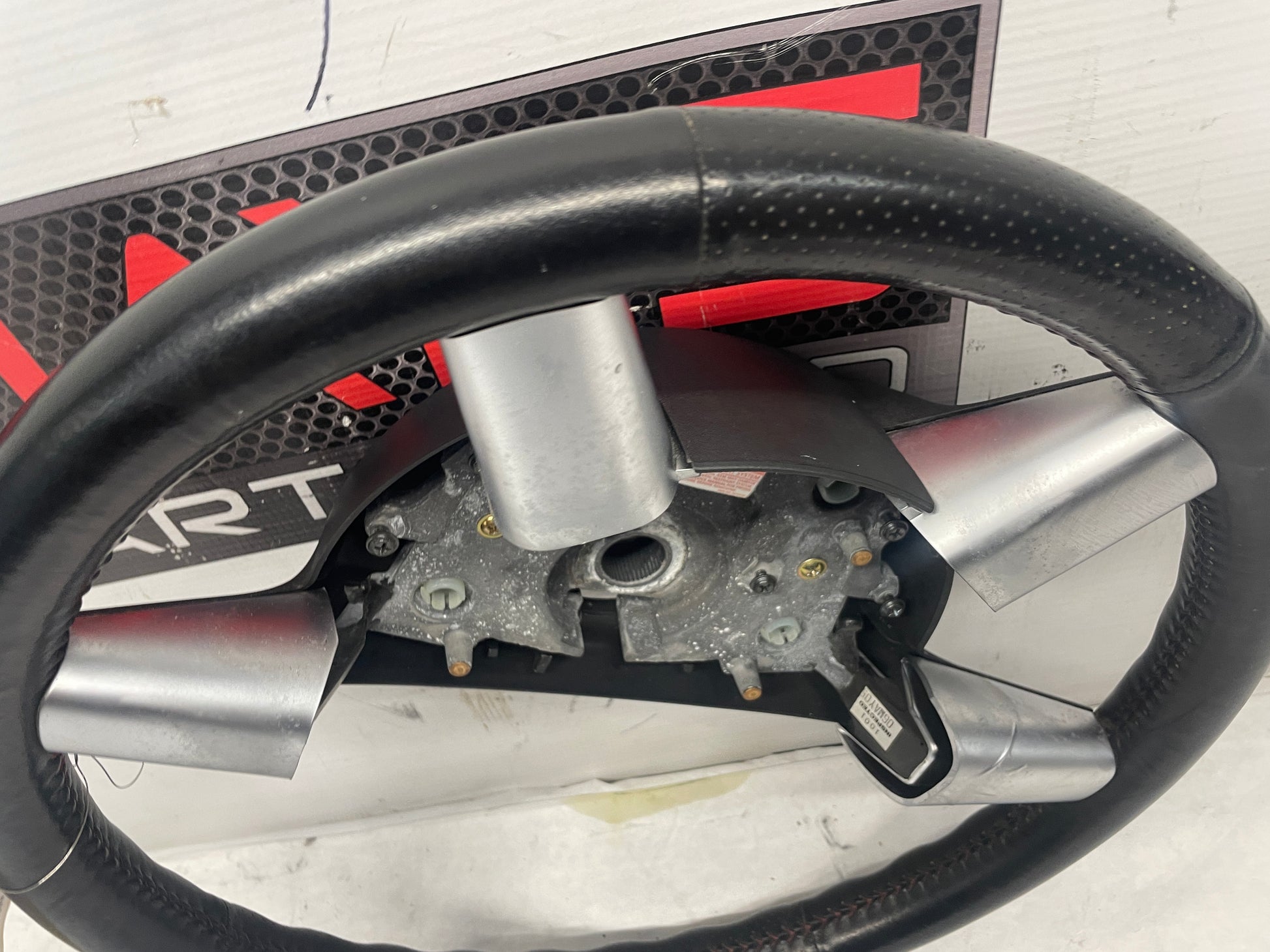2005 Pontiac GTO Steering Wheel OEM - Day's Parts Yard
