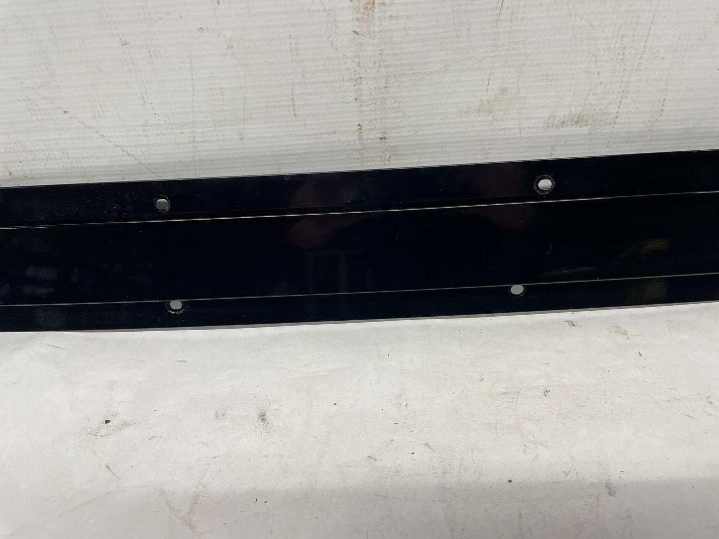 2000 Chevy Camaro Z28 T-Top Center Roof Divider Trim Molding OEM - Day's Parts Yard