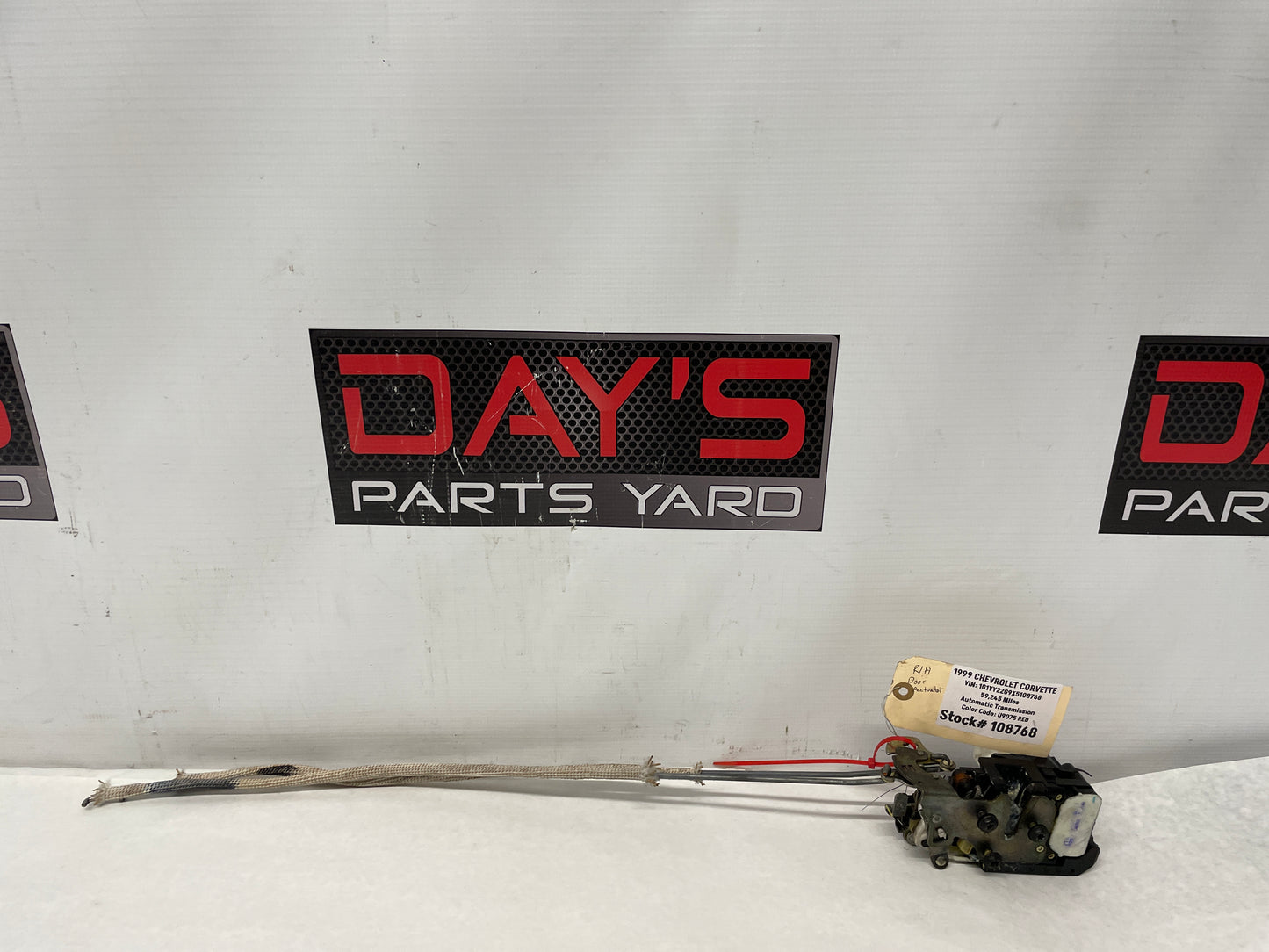 1999 Chevy C5 Corvette RH Passenger Door Lock Latch Actuator OEM - Day's Parts Yard