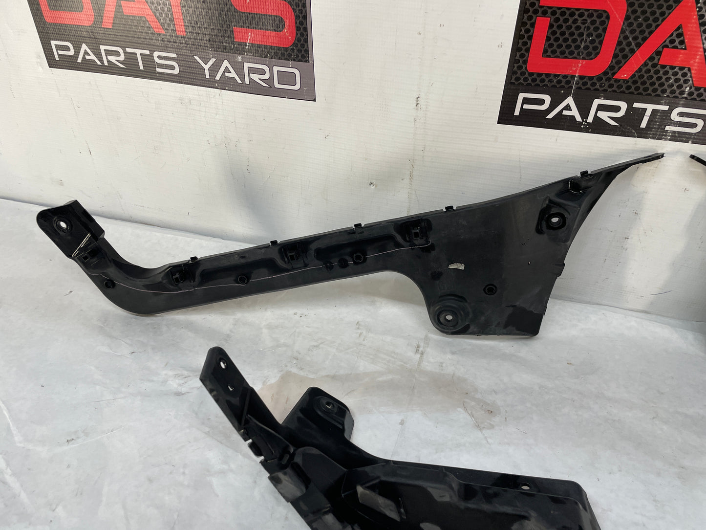 2013 Chevy Caprice PPV RH & LH Rear Bumper Guide Brackets Supports Mounts OEM