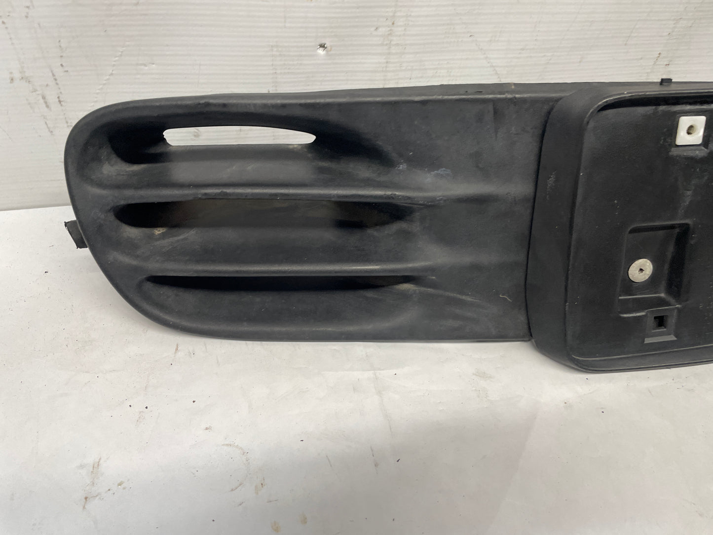 2000 Chevy Camaro Z28 Front Bumper Grille Insert w/ License Plate Bracket OEM - Day's Parts Yard