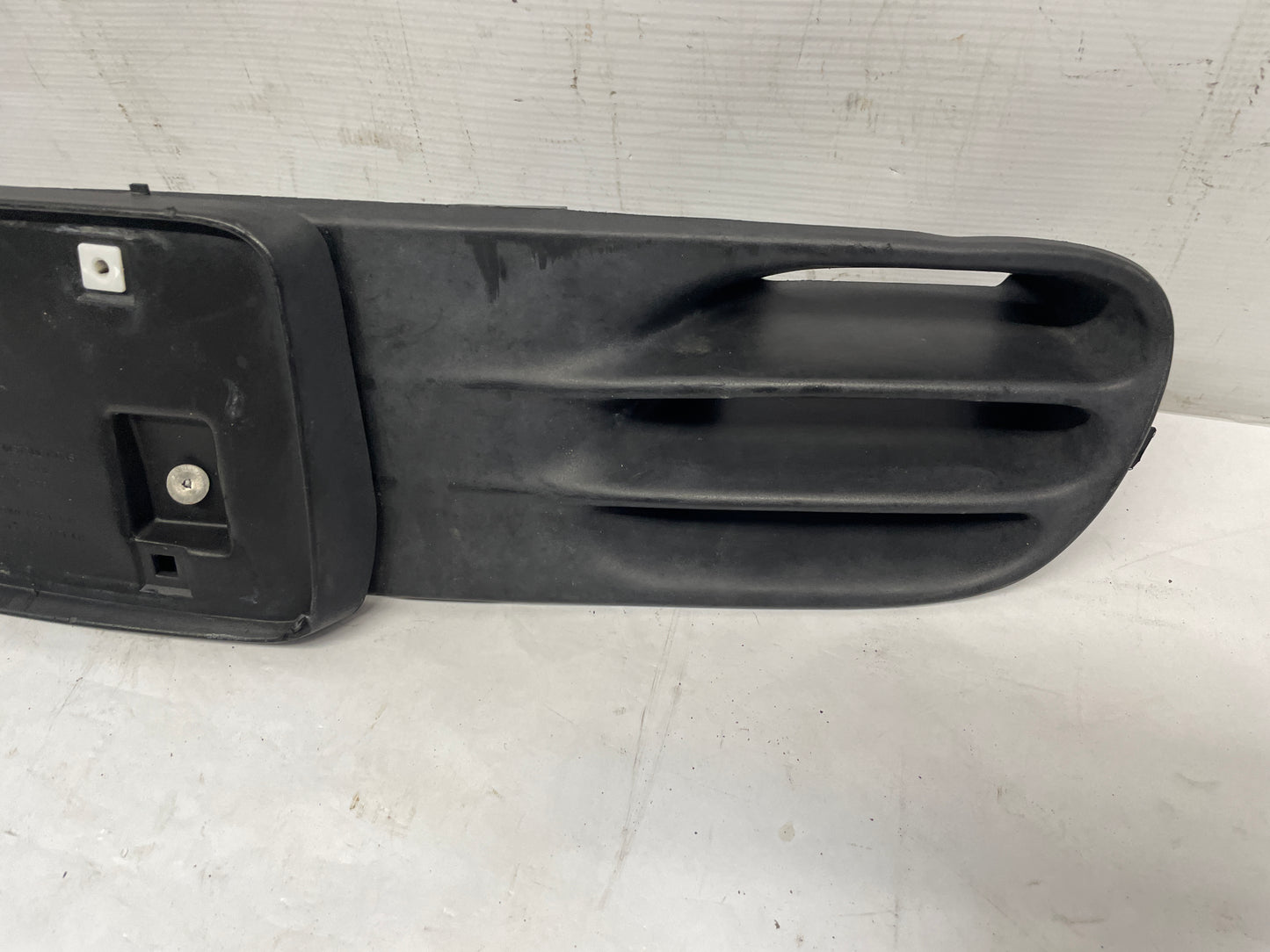 2000 Chevy Camaro Z28 Front Bumper Grille Insert w/ License Plate Bracket OEM - Day's Parts Yard