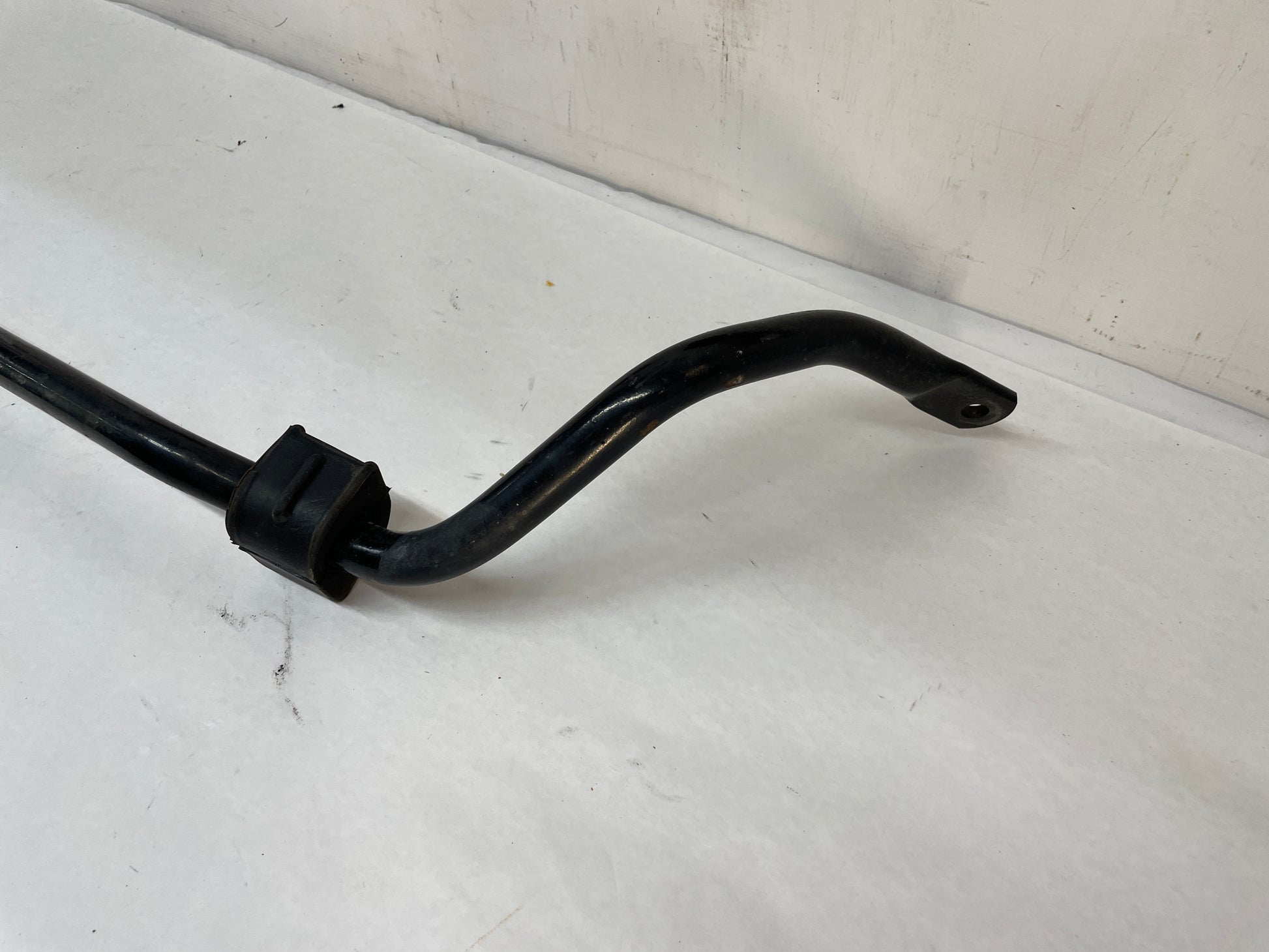2008 Chevy C6 Corvette Front Suspension Stabilizer Sway Bar OEM - Day's Parts Yard