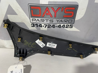 2018 Chevy Suburban LT RH Passenger Dash Dashboard Trim Molding OEM - Day's Parts Yard