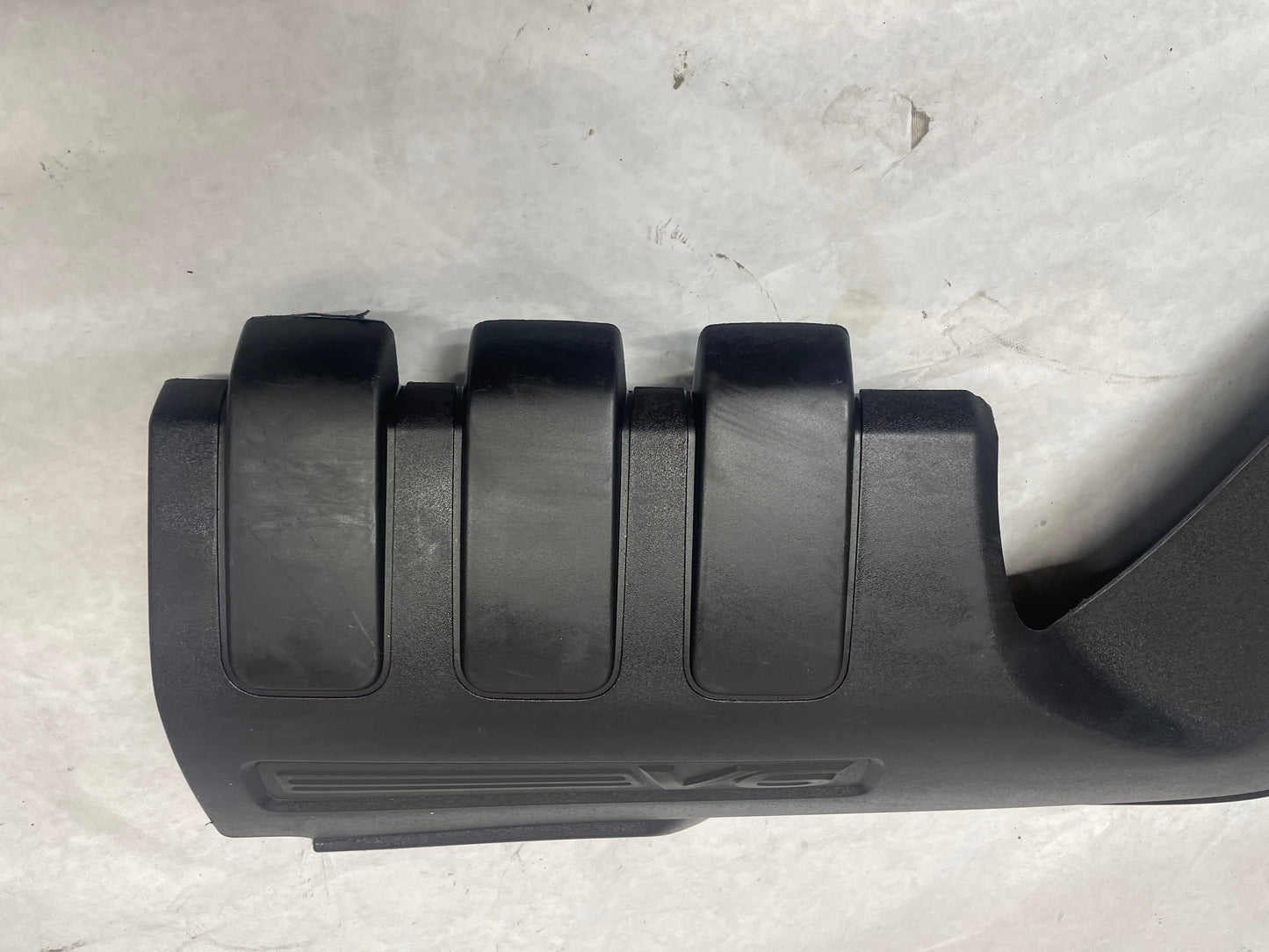 2008 Pontiac G8 Base RH & LH Engine Motor Covers Aftermarket - Day's Parts Yard