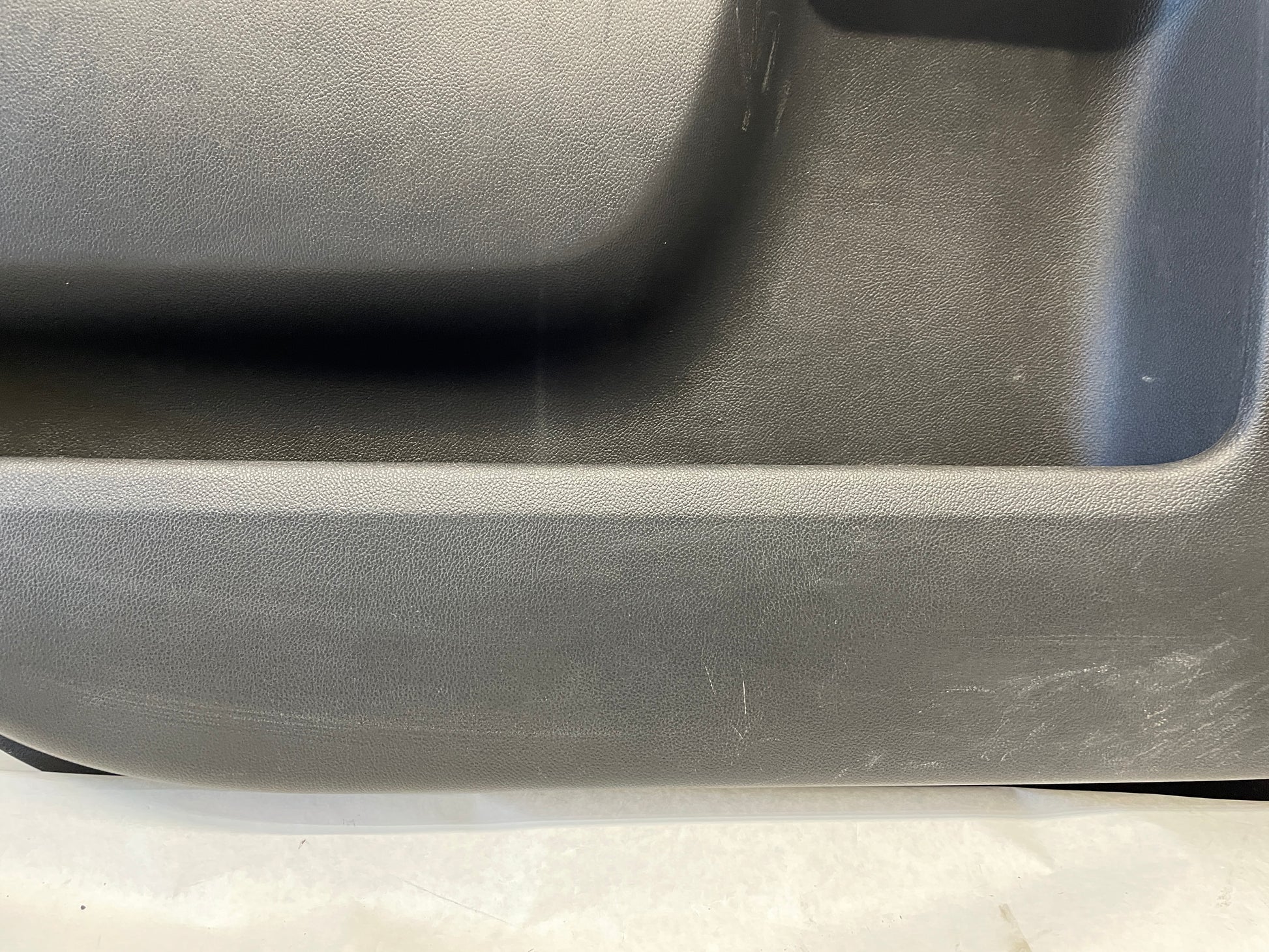 2015 Chevy Silverado K1500 LH Driver Front Interior Door Panel Trim OEM - Day's Parts Yard
