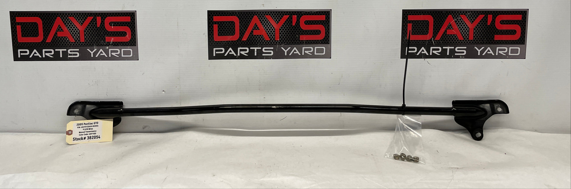 2005 Pontiac GTO Suspension Strut Tower Brace Bar OEM - Day's Parts Yard