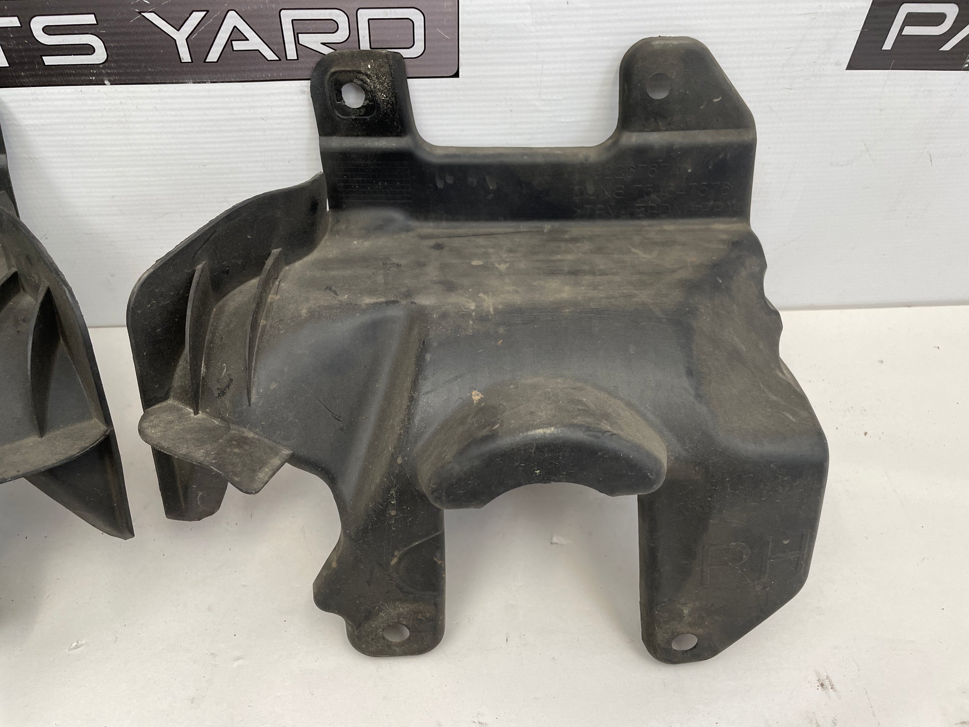 2014 Chevy SS Sedan RH & LH Rubber Splash Shield Covers OEM - Day's Parts Yard