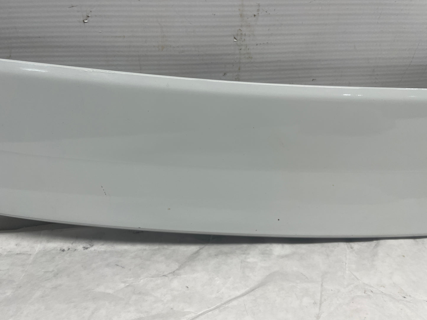 2008 Pontiac G8 Base Trunk Deck Lid Spoiler Wing OEM White - Day's Parts Yard