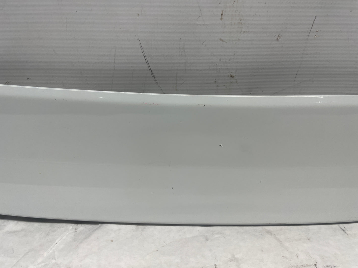 2008 Pontiac G8 Base Trunk Deck Lid Spoiler Wing OEM White - Day's Parts Yard