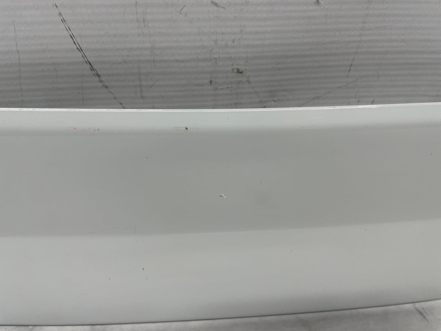 2008 Pontiac G8 Base Trunk Deck Lid Spoiler Wing OEM White - Day's Parts Yard