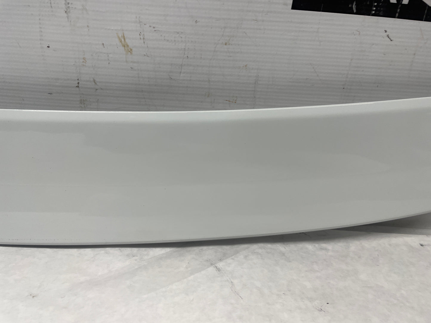 2008 Pontiac G8 Base Trunk Deck Lid Spoiler Wing OEM White - Day's Parts Yard