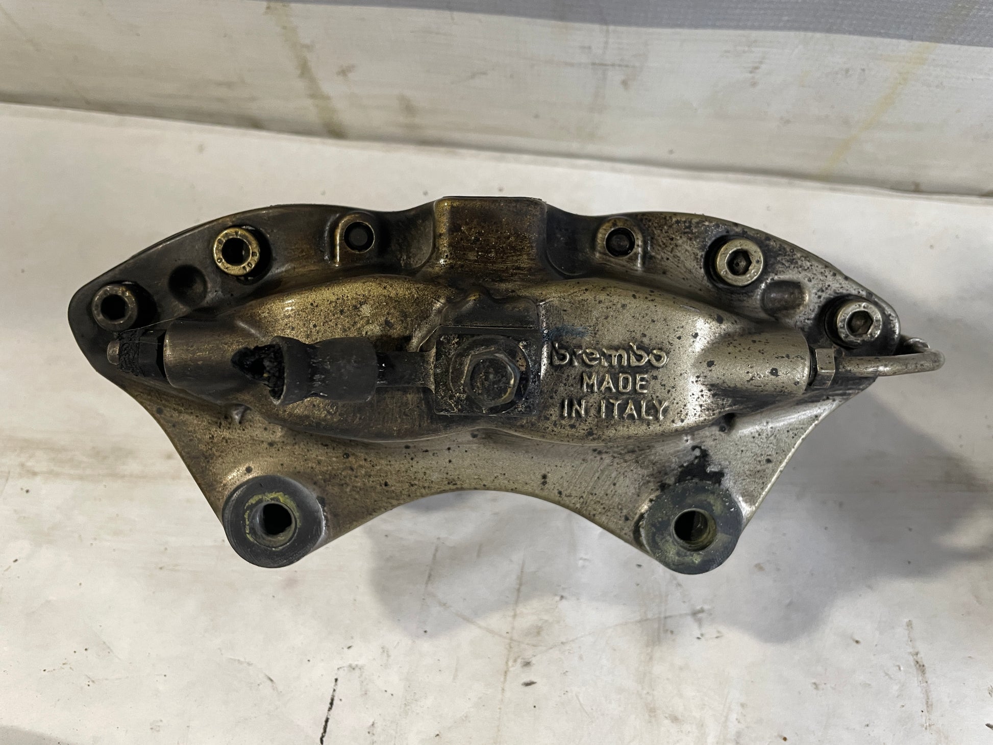 2022 Chevy Camaro ZL1 Rear Brembo Calipers and Rotors OEM - Day's Parts Yard