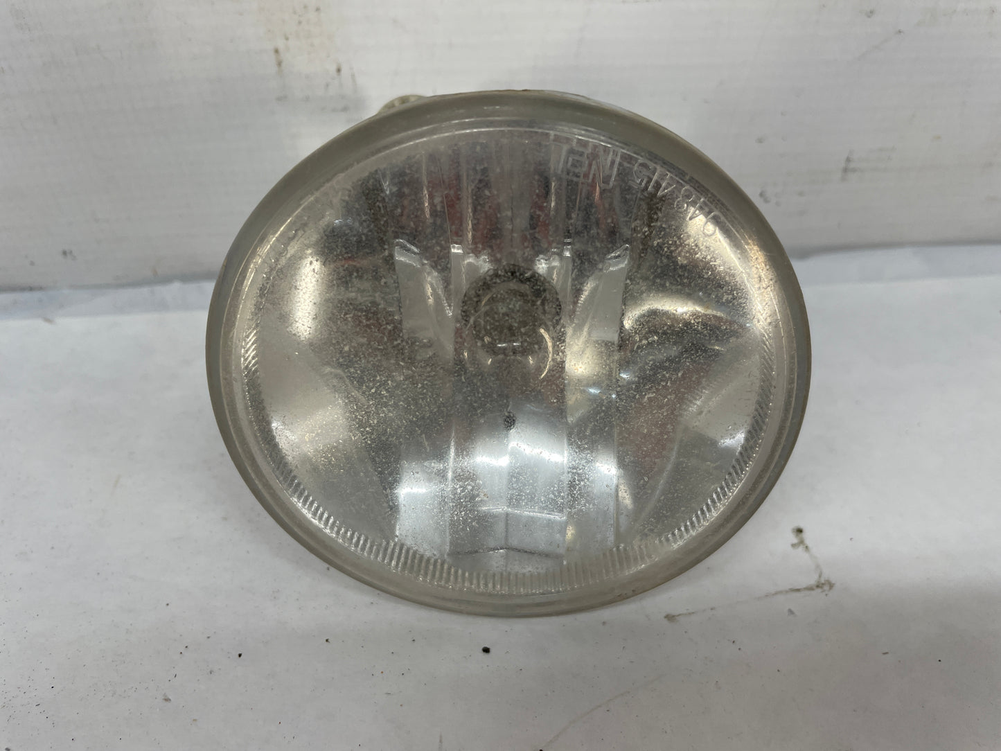 2009 Pontiac G8 GT RH Passenger Fog Light Lamp OEM