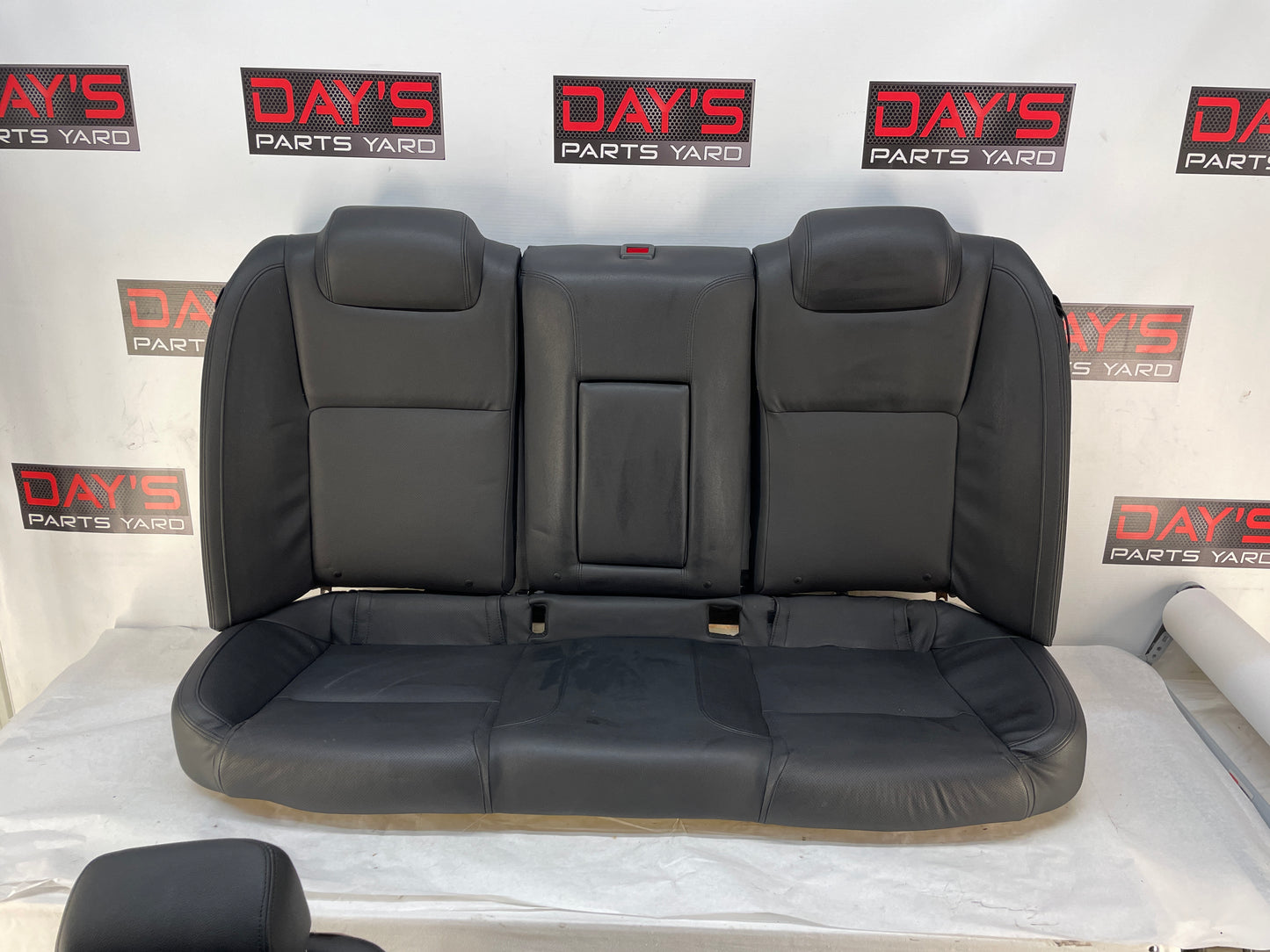 2009 Pontiac G8 GT Seats Front & Rear Black Leather OEM