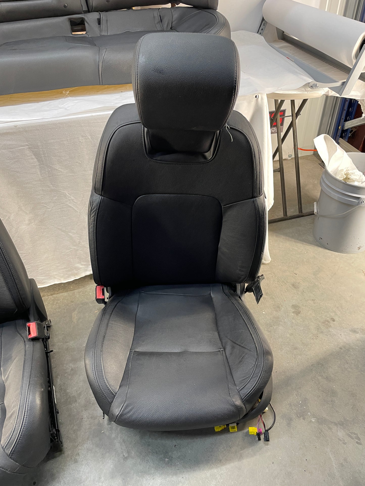 2009 Pontiac G8 GT Seats Front & Rear Black Leather OEM