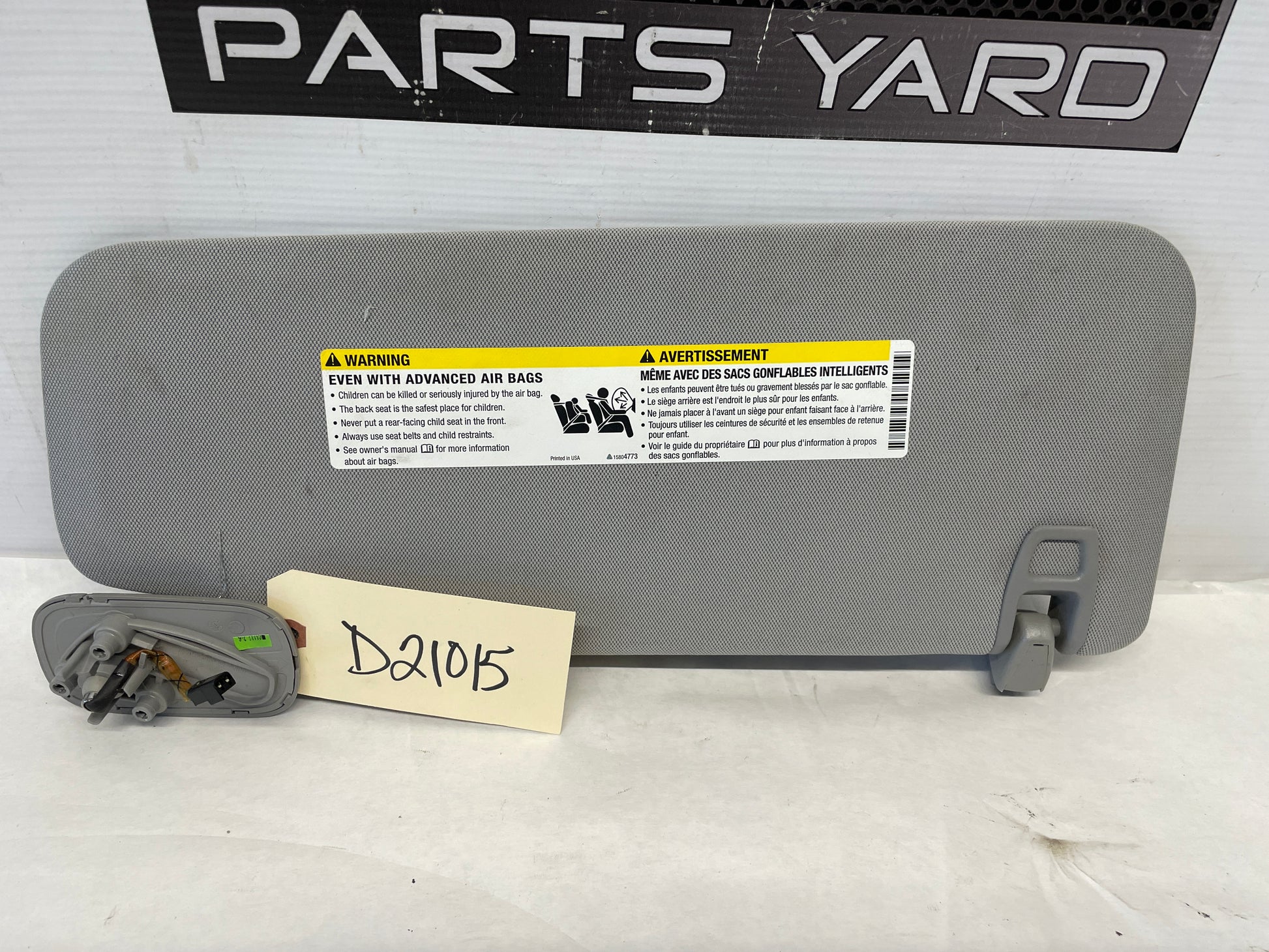 2015 Chevy Silverado K1500 LH Driver Sun Visor Sunvisor w/ Clip OEM - Day's Parts Yard