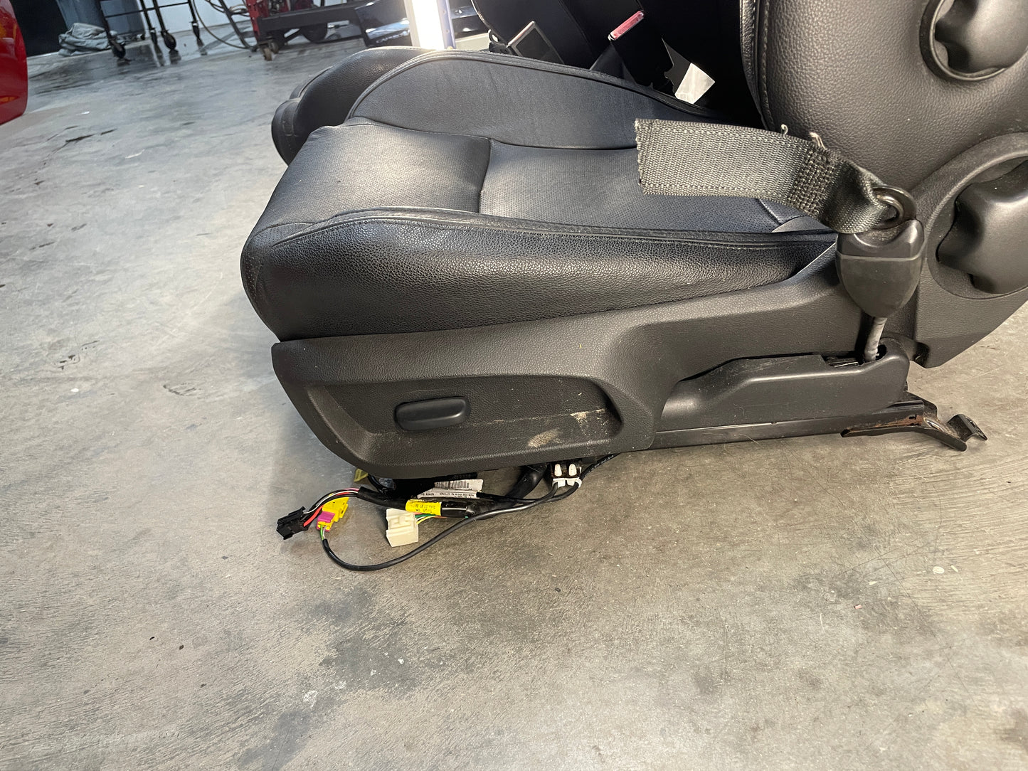 2009 Pontiac G8 GT Seats Front & Rear Black Leather OEM