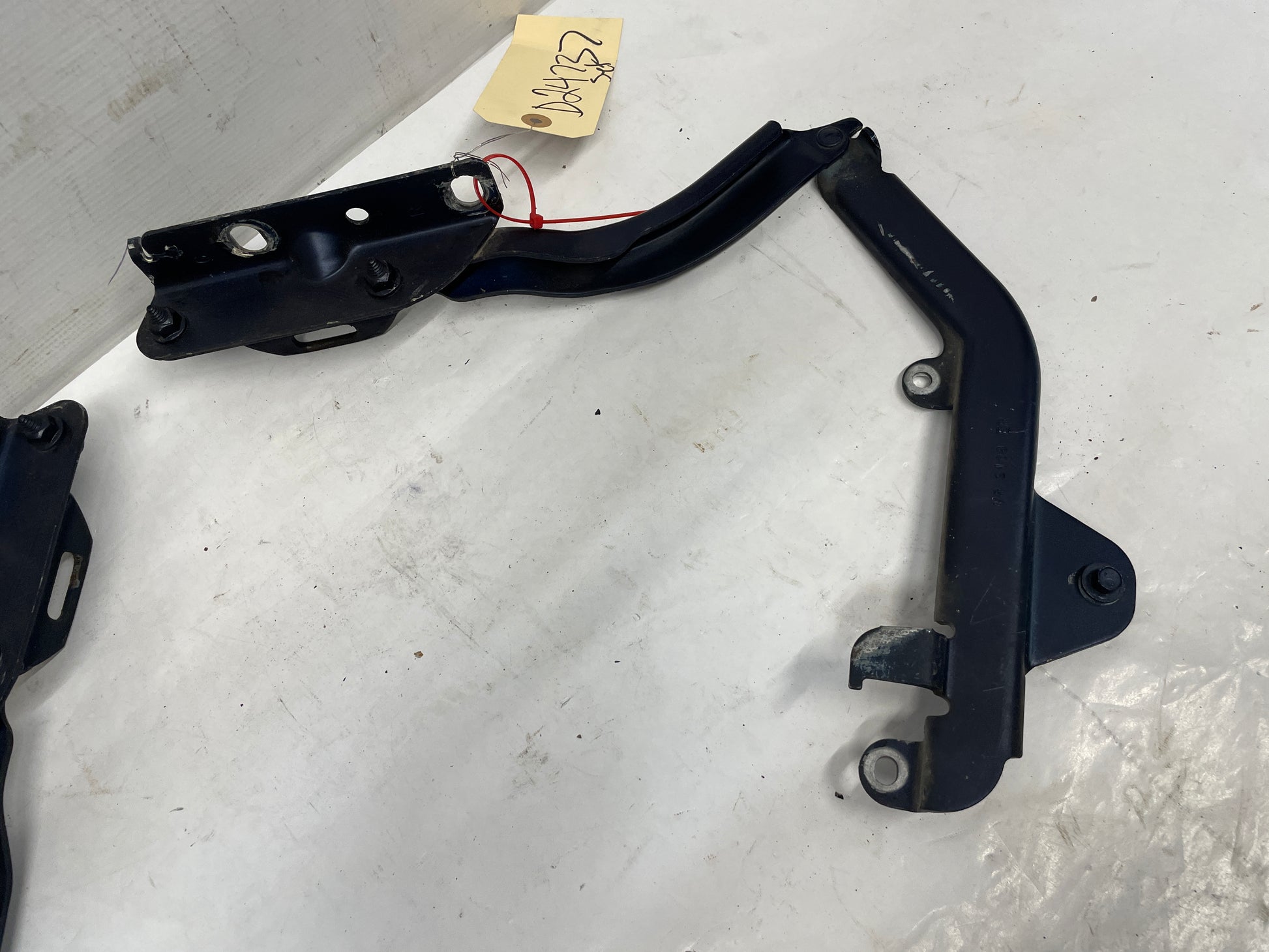 2000 Chevy Camaro Z28 RH & LH Hood Hinges Set OEM - Day's Parts Yard