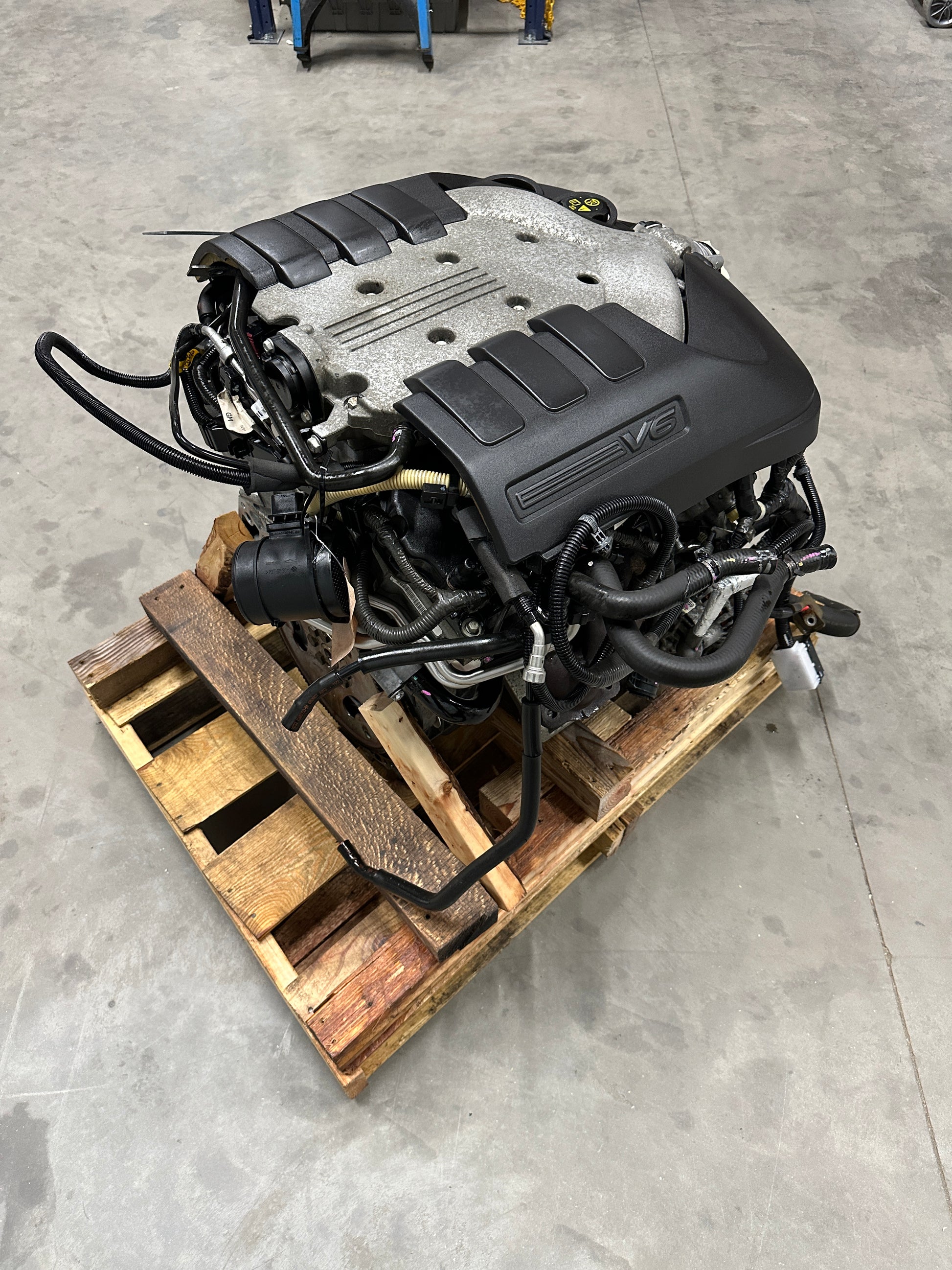 Pontiac G8 Base 3.6L LY6 V6 Engine Motor Assembly 77k - Day's Parts Yard